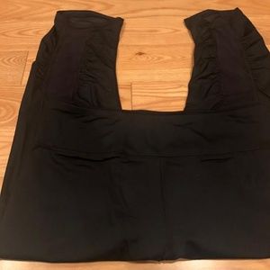 EUC Under Armour Capri Leggings